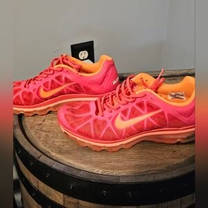 Mens nike air max. Size 10.5,  orange.